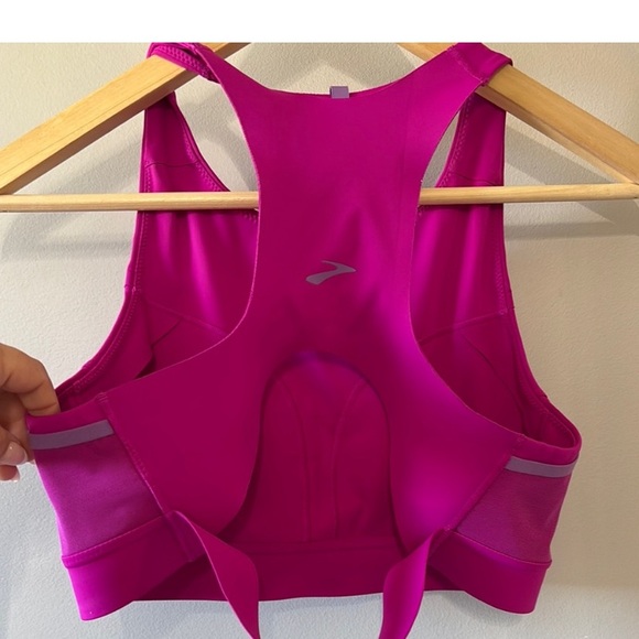 Brooks Vibrant Pink Sports Bra - Picture 2 of 8